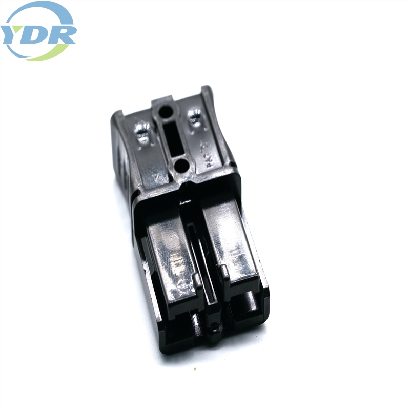 How Does a Battery Connector Work?